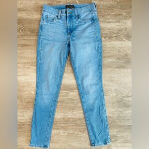 Banana Republic Super Stretch Jegging Fit Jeans sz 25